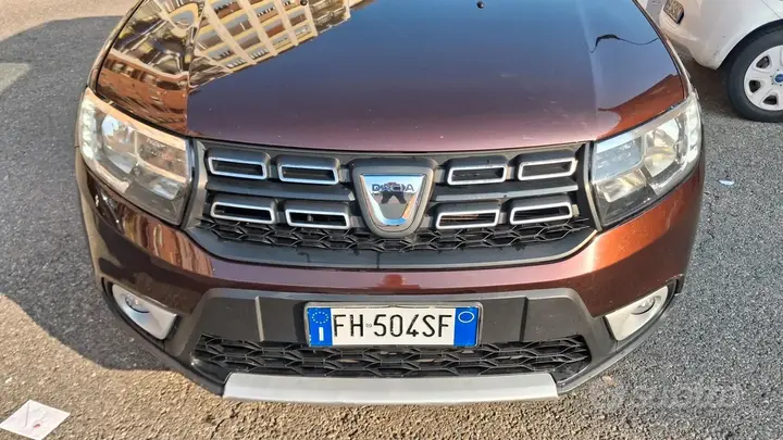 Dacia Sandero 2017 photo 2
