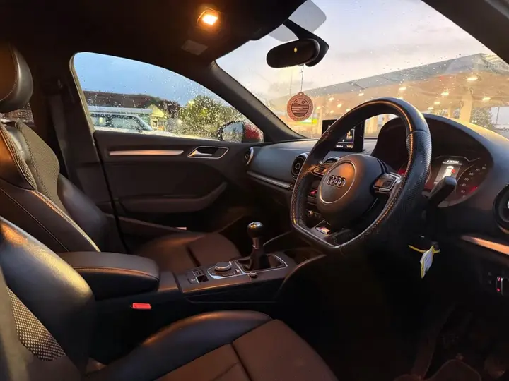 Audi A3 2014 photo 5