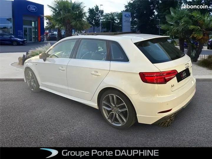 Audi A3 2019 photo 2