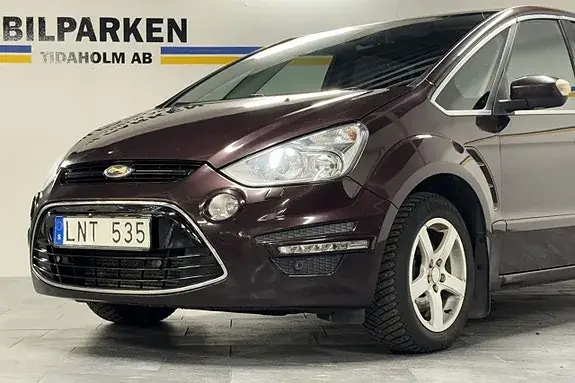 Ford S-Max 2011 photo 2