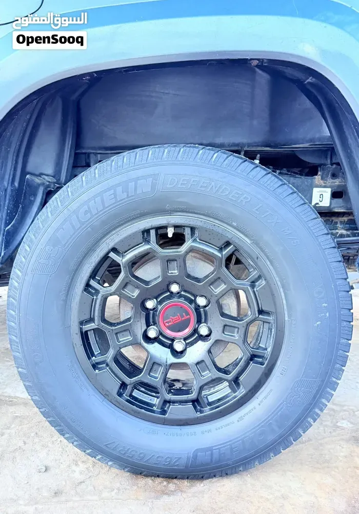 Toyota Tacoma 2018 photo 2