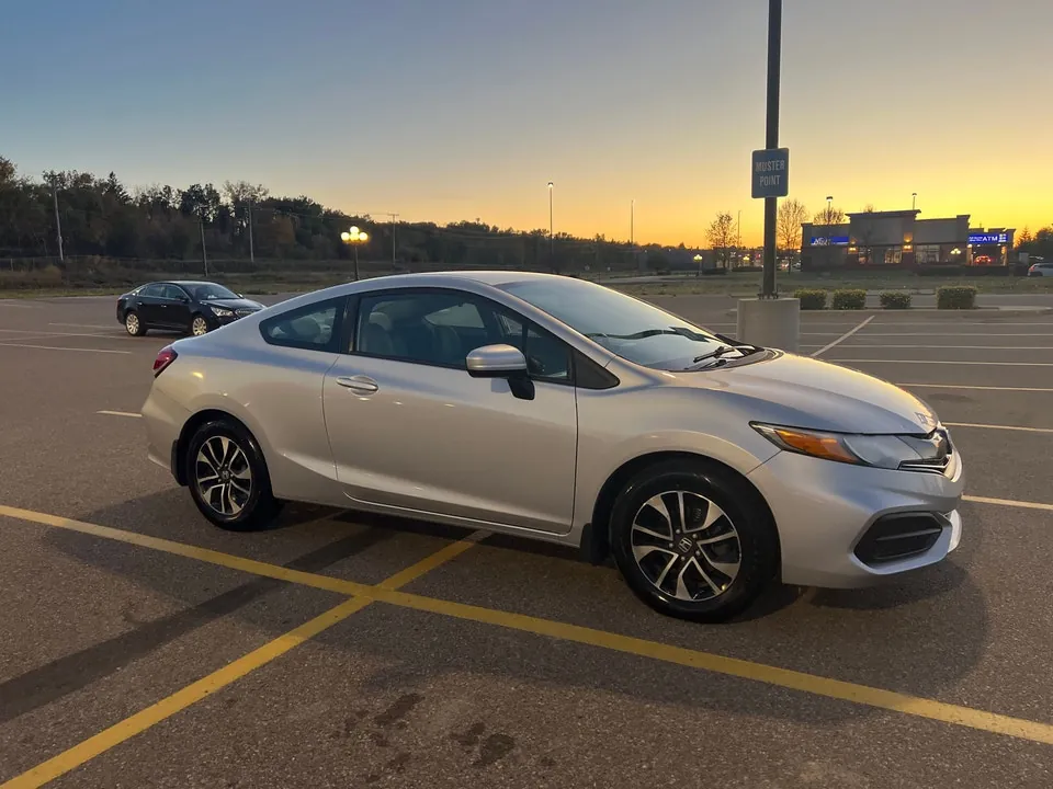 Honda Civic 2014 photo 2