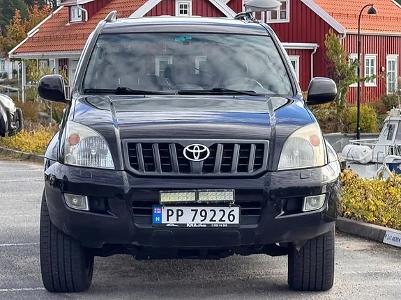 Toyota Land Cruiser 2009 photo 2