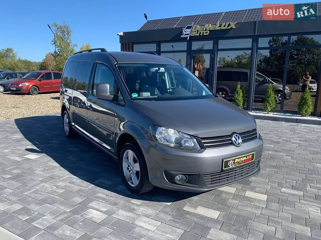 Volkswagen Caddy 2011 photo 3