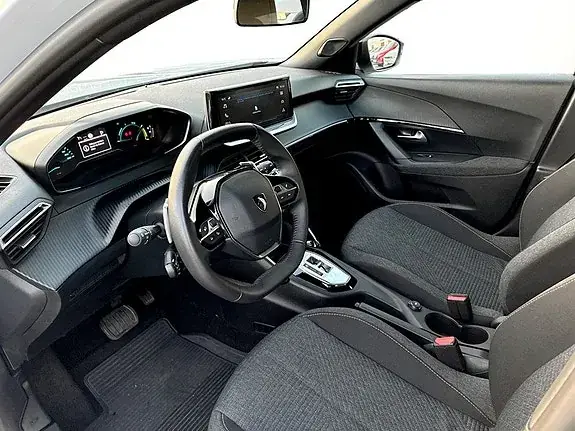 Peugeot 2008 2025 photo 5