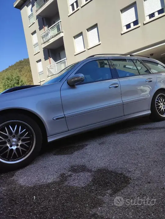 Mercedes-Benz E 280