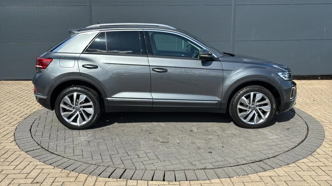 Volkswagen T-Roc 2023 photo 5