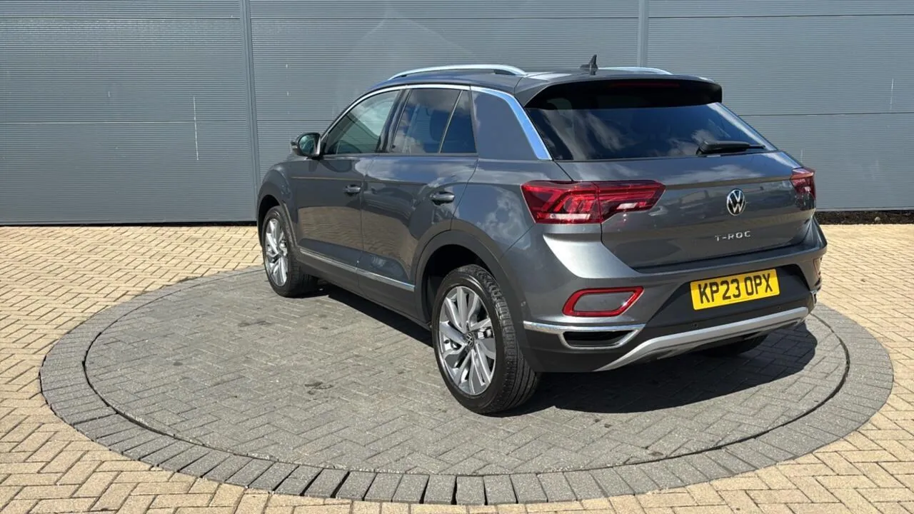 Volkswagen T-Roc 2023 photo 4