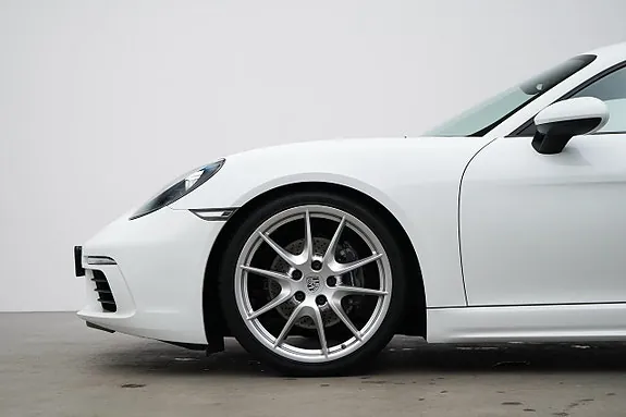 Porsche 718 Cayman 2018 photo 2