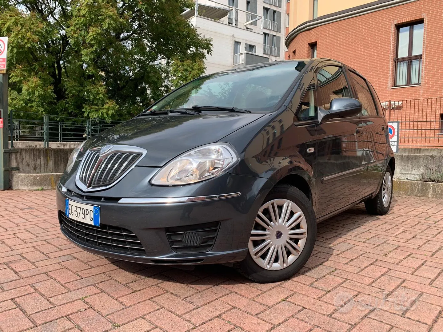 Lancia Musa 2011 photo 3