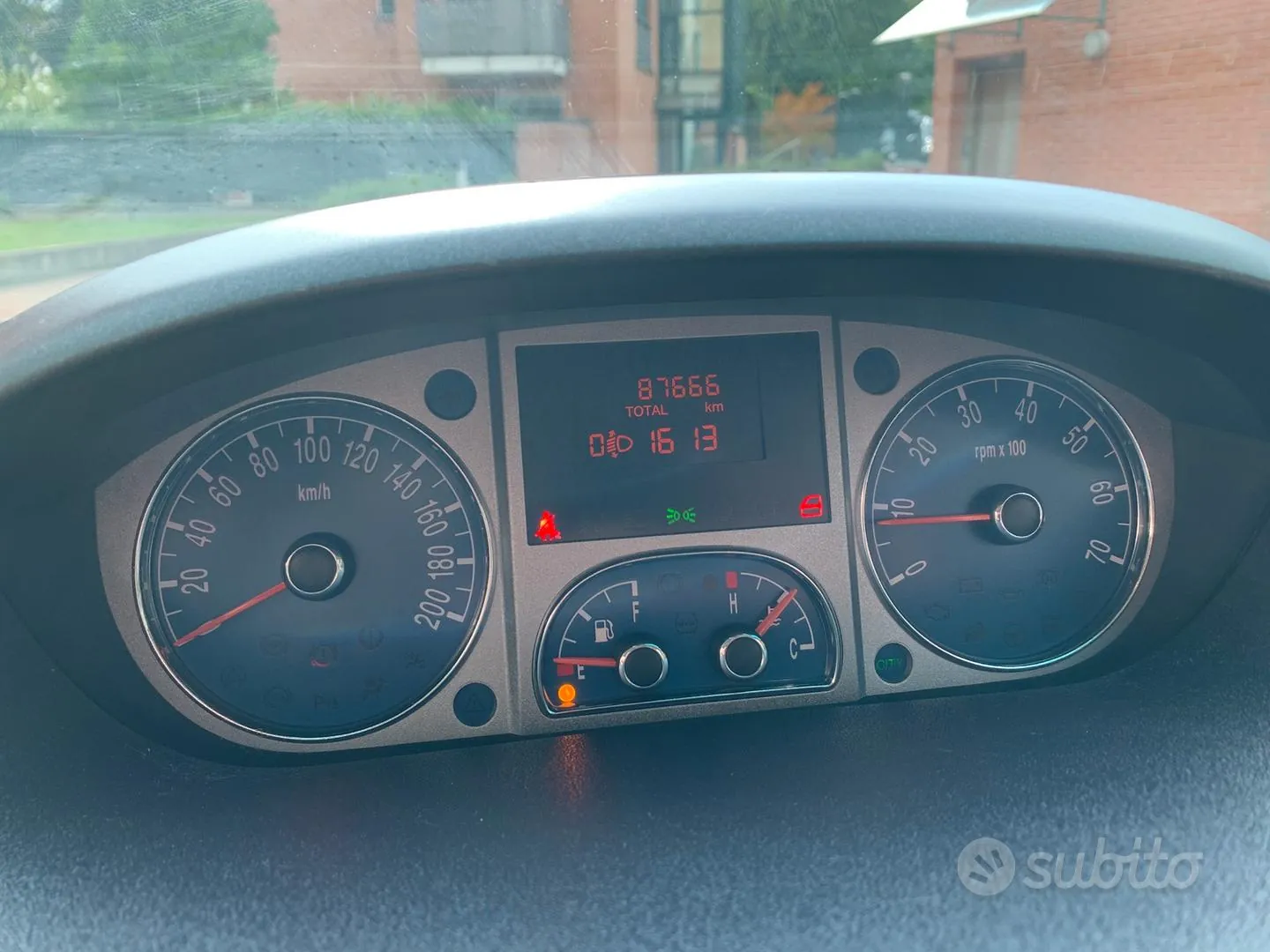 Lancia Musa 2011 photo 2