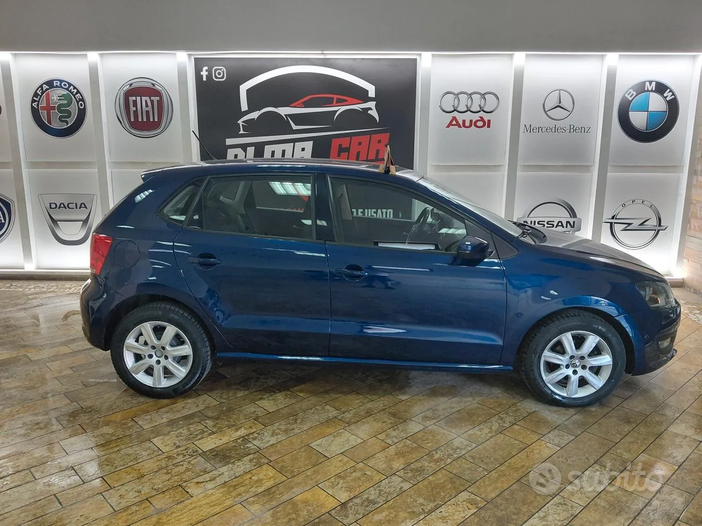 Volkswagen Polo 2011 photo 2