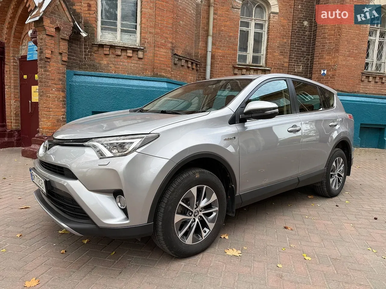 Toyota Rav4 2017 photo 5