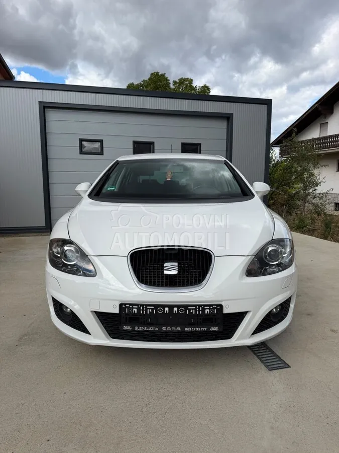 Seat Leon 2010 photo 2