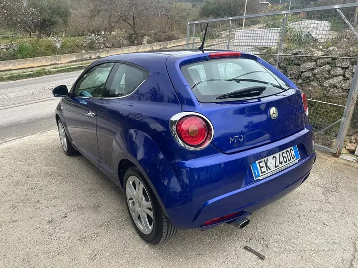 Alfa Romeo Mito 2011 photo 4