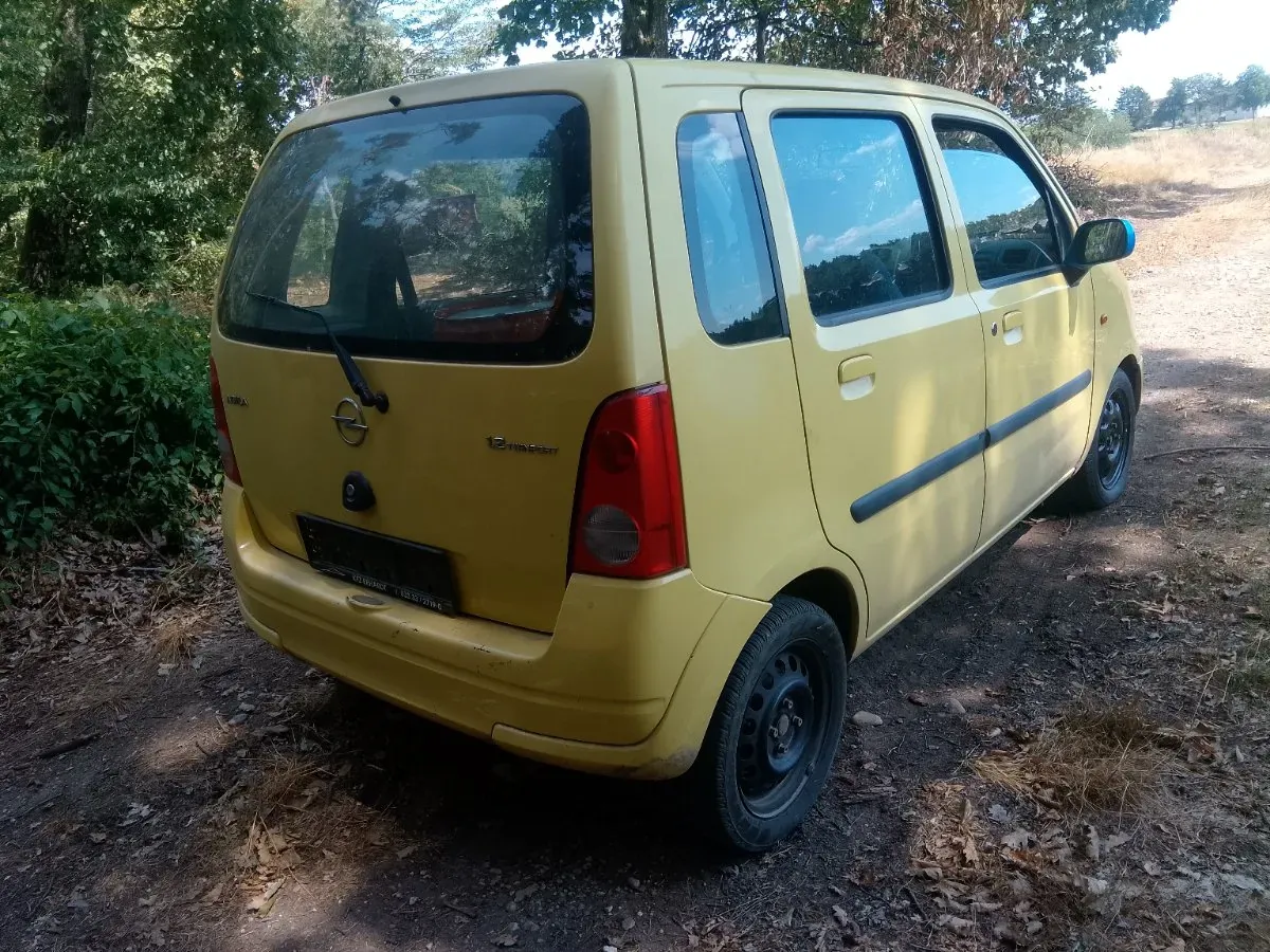 Opel Agila 2004 photo 2