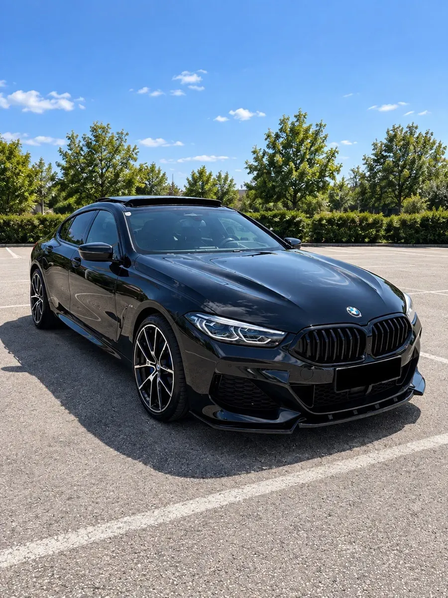 BMW 8 Series 2021 photo 2