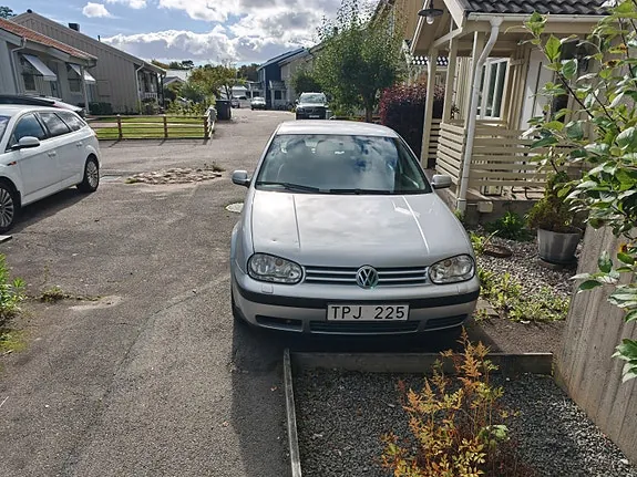 Volkswagen Golf Iv 2003 photo 2