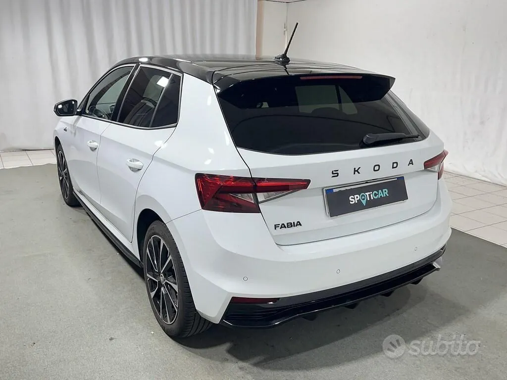 Skoda Fabia 2024 photo 3