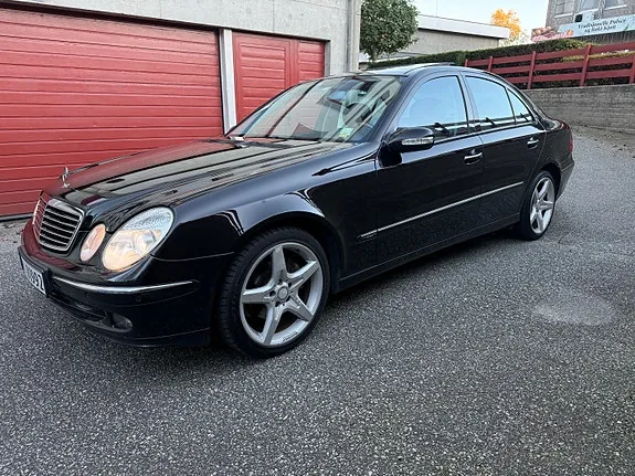 Mercedes-Benz E220 D 2005 photo 3