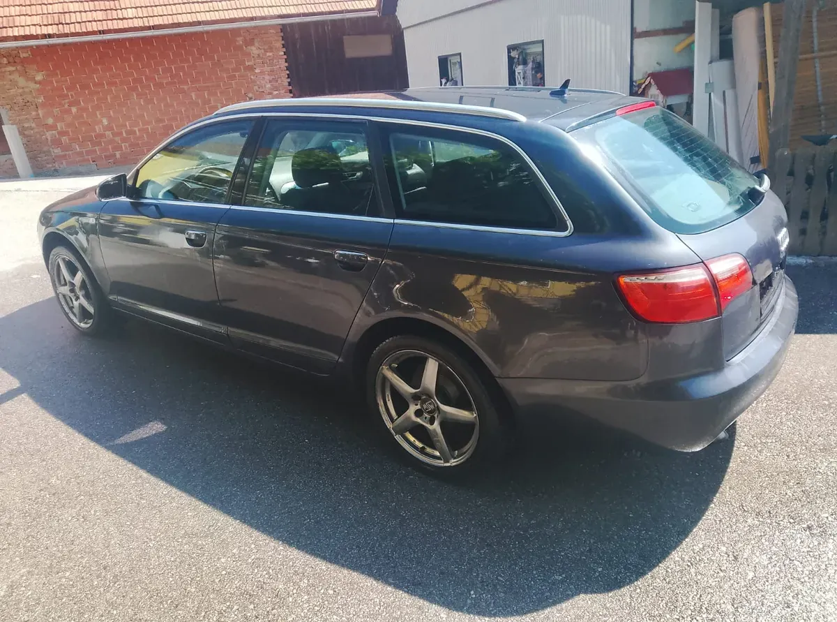 Audi A6 Avant
