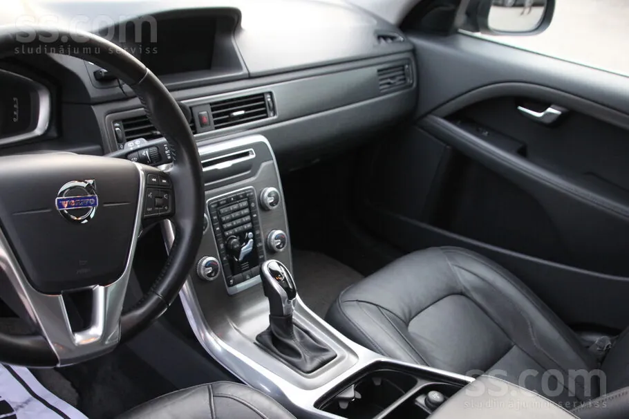 Volvo V70 2016 photo 3