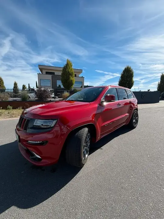 Jeep Grand Cherokee Srt