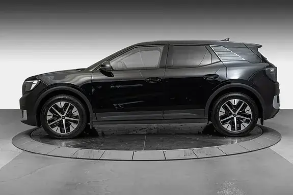 Ford Explorer 2026 photo 2