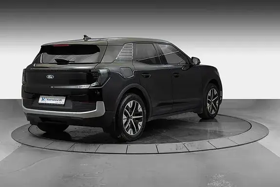 Ford Explorer 2026 photo 5