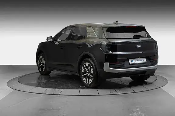Ford Explorer 2026 photo 3