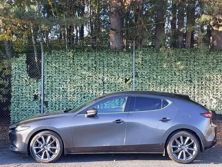 Mazda Mazda3 2019 photo 4