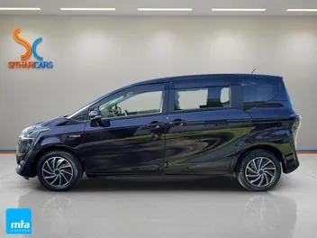 Toyota Sienta 2018 photo 3