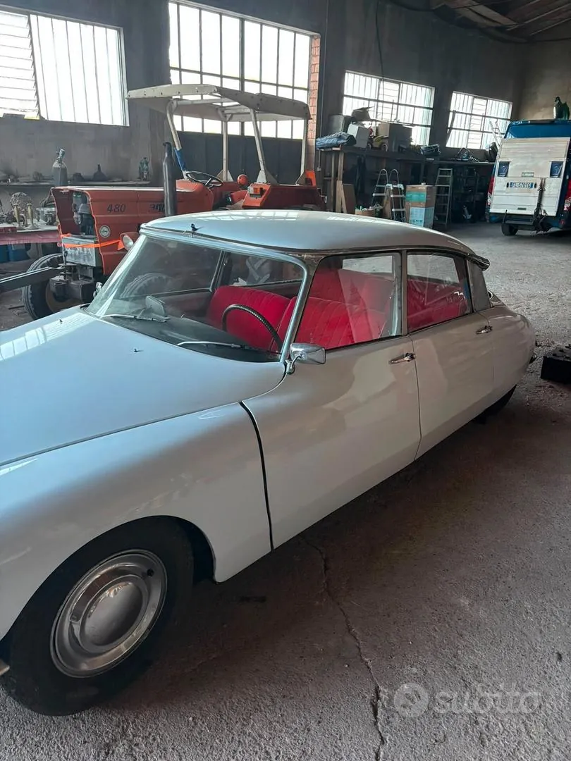 Citroen Ds 1970 photo 5