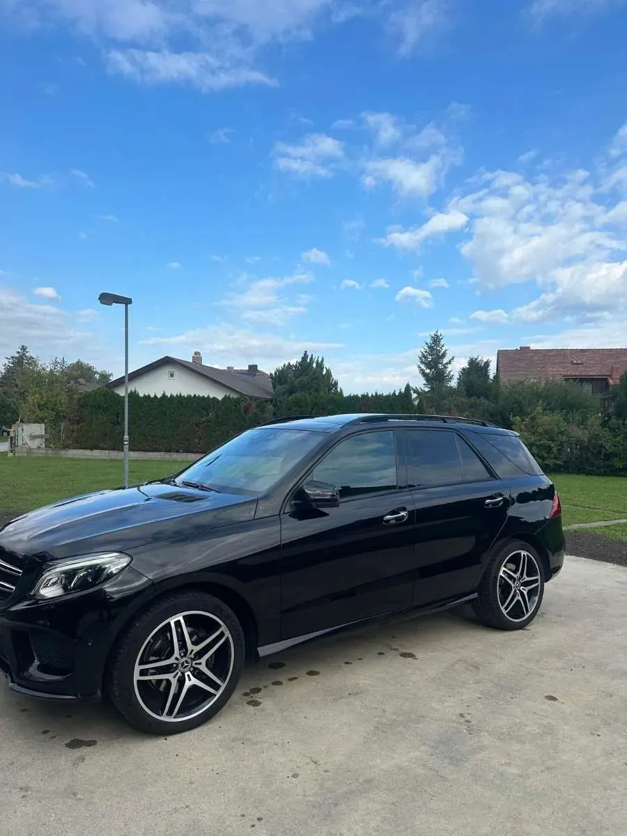 Mercedes-Benz Gle-Class 2018 photo 2