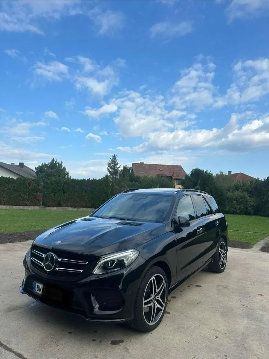 Mercedes-Benz Gle-Class 2018 photo 3