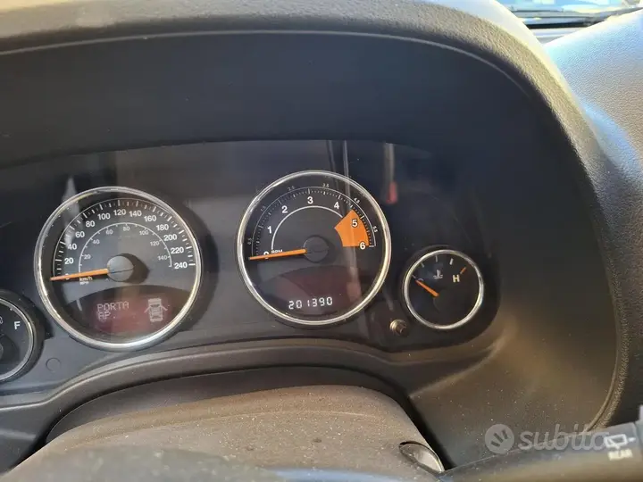 Jeep Compass 2014 photo 2