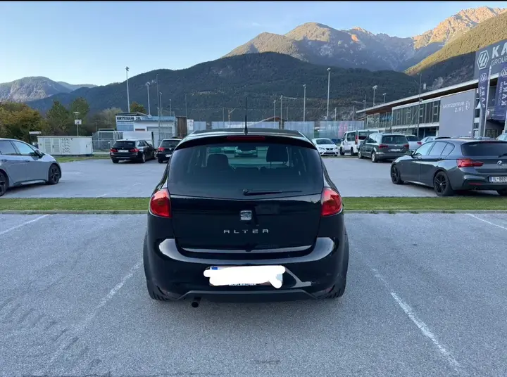 Seat Altea 2015 photo 2