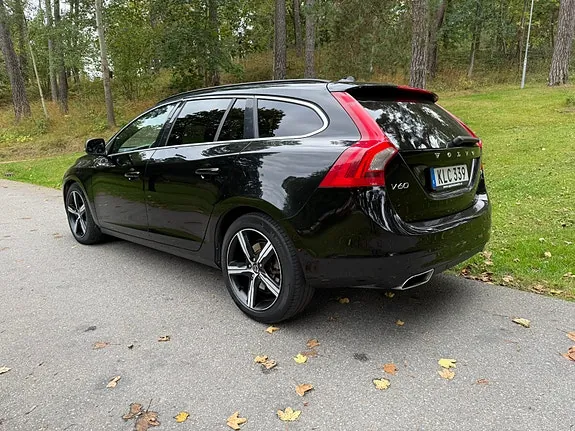 Volvo V60 2014 photo 3