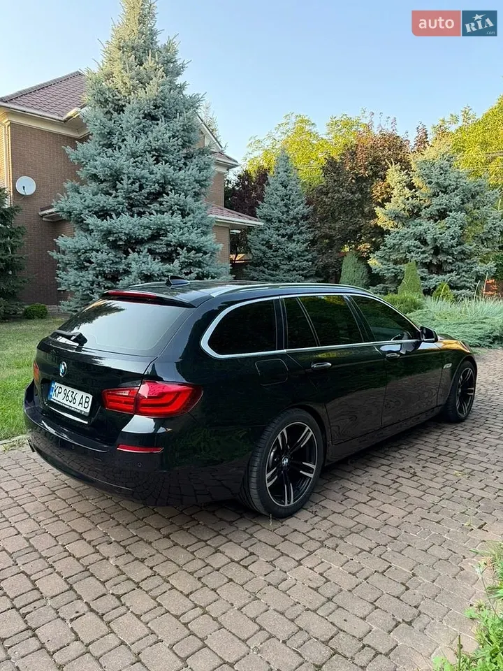 BMW 5 Series 2012 photo 5