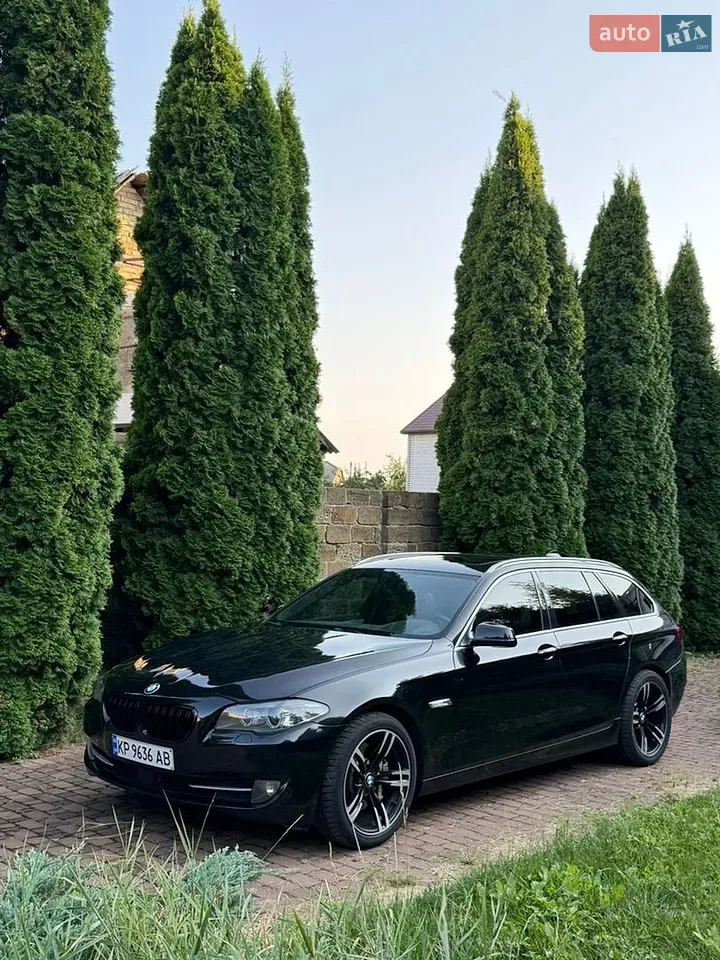 BMW 5 Series 2012 photo 4