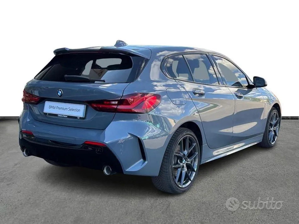 BMW 118D 2023 photo 5