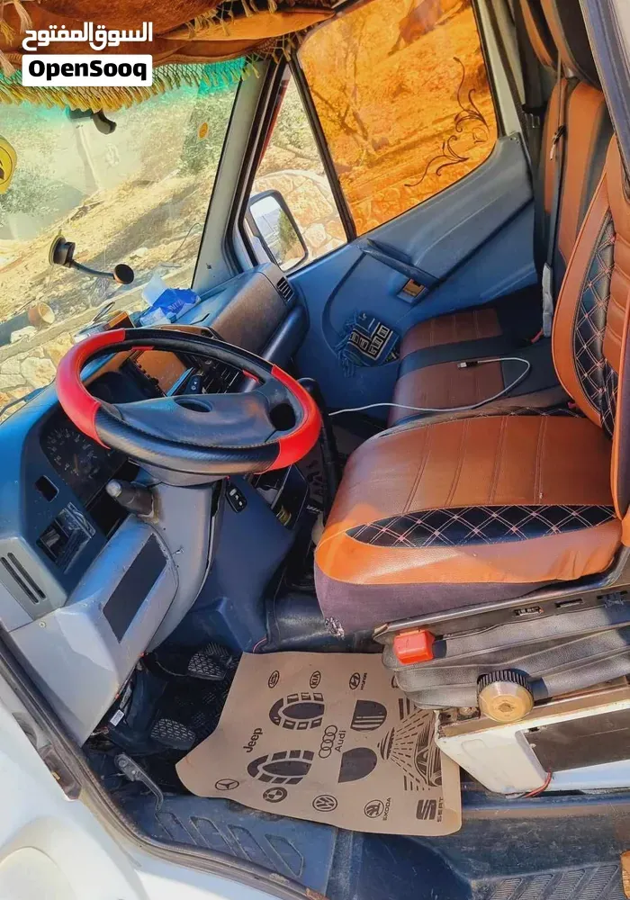 Mercedes-Benz 410D 1994 photo 4