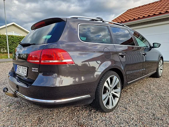 Volkswagen Passat 2011 photo 5
