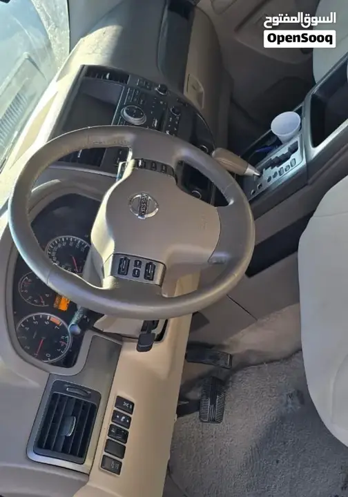 Nissan Armada 2009 photo 4