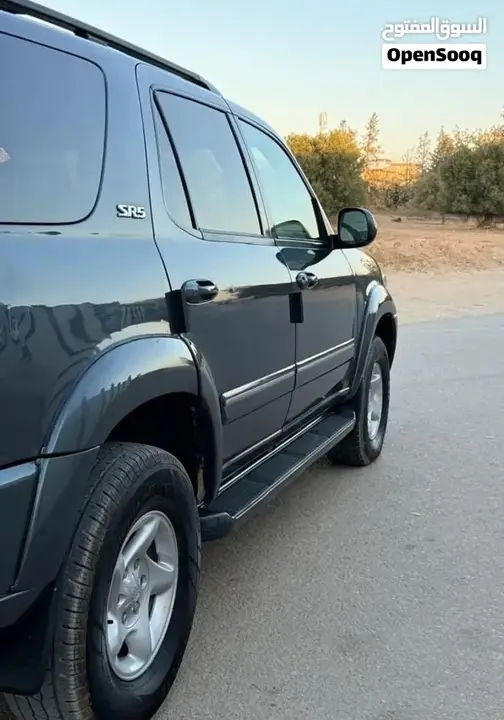 Toyota Sequoia 2006 photo 3