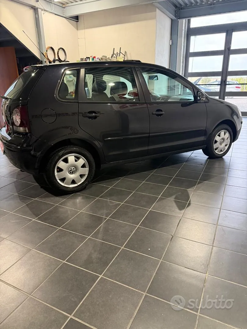Volkswagen Polo 2005 photo 5