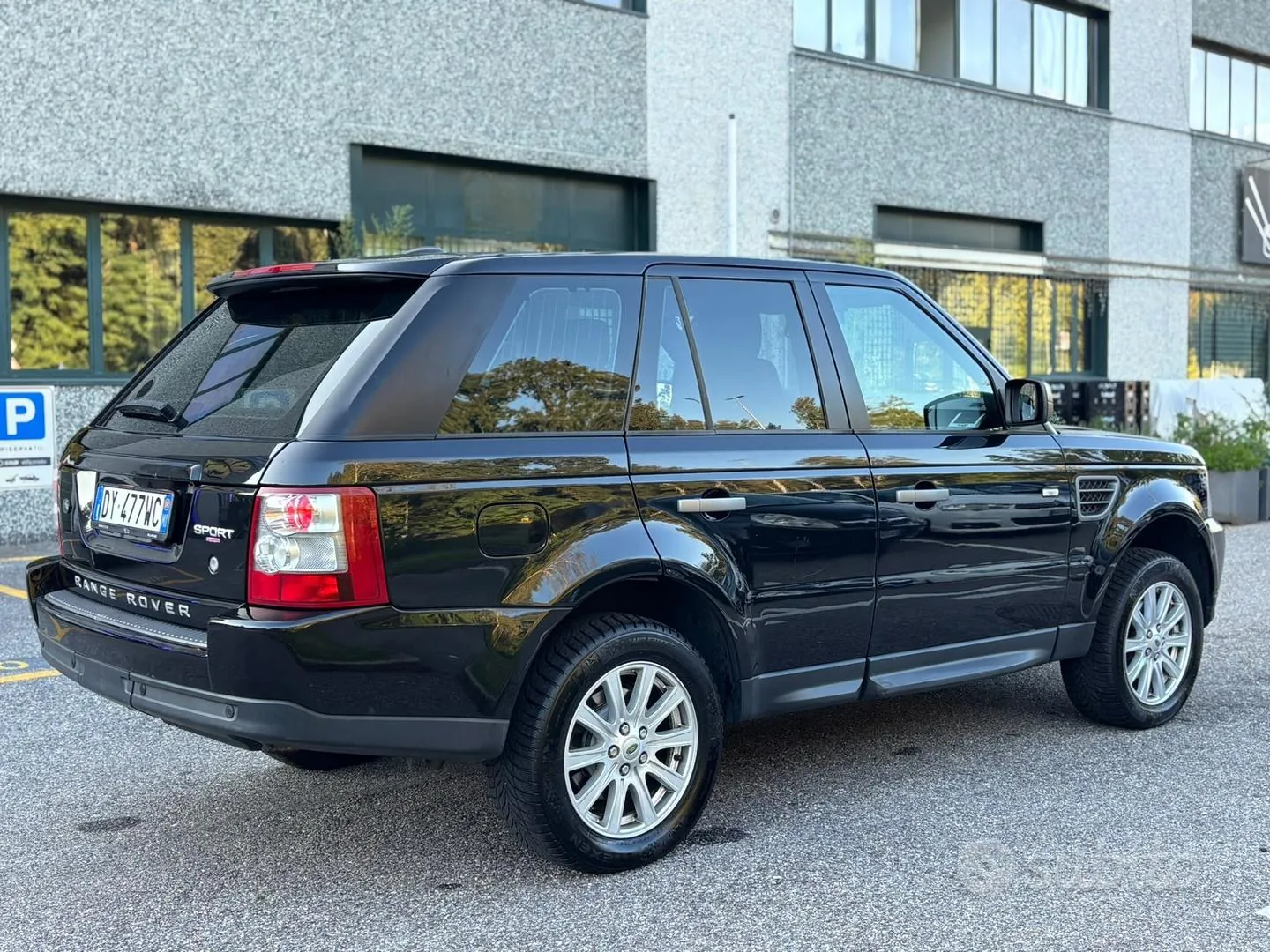 Land Rover Range Rover Sport 2009 photo 5