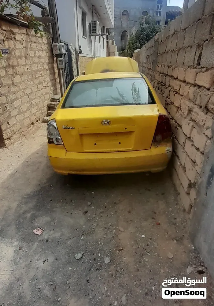 Hyundai Avante 2000 photo 4