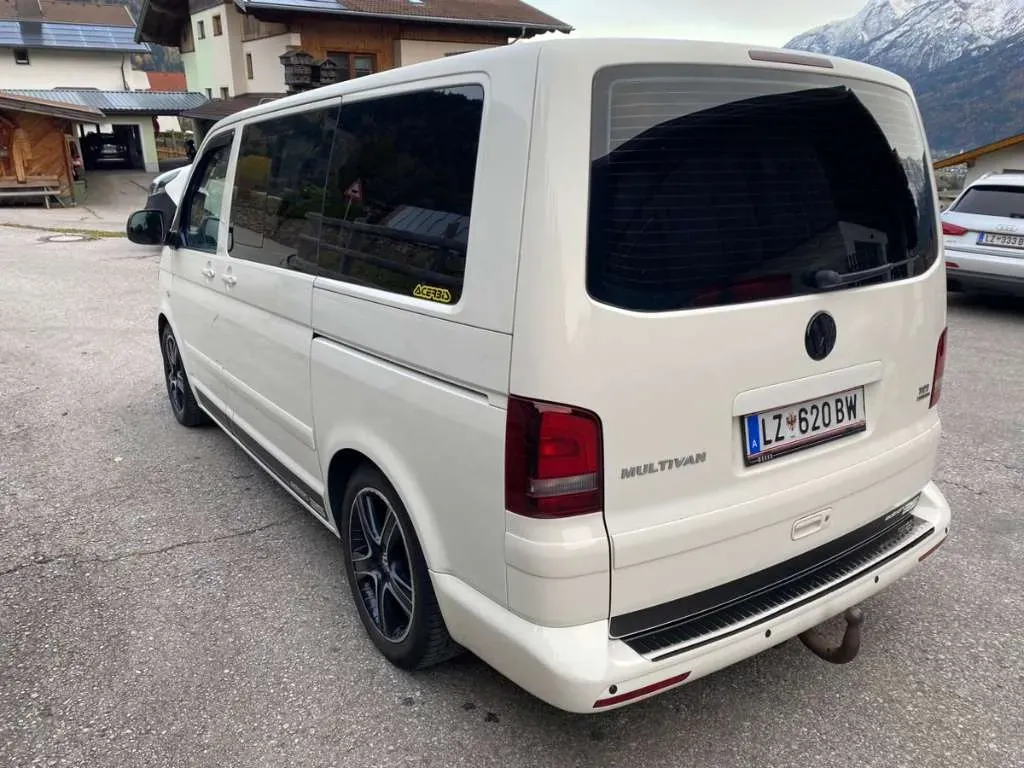 Volkswagen T5 2008 photo 3
