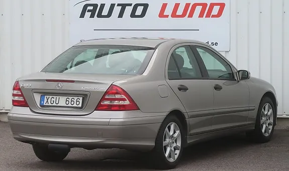 Mercedes-Benz C180 2006 photo 3